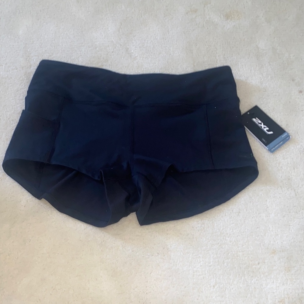 2xu black shorts New XL
